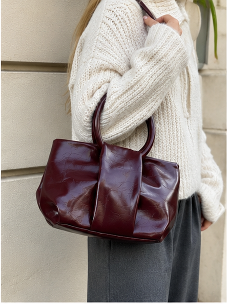 New Bag women size 26x14